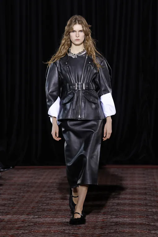 Simone Rocha, осень-зима 2025/2026