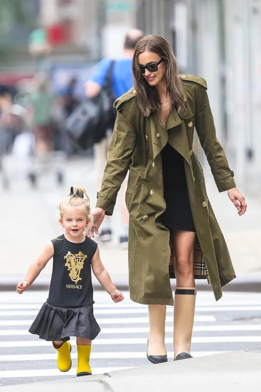 Ирина Шейк с дочерью