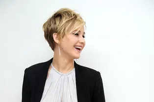 Дженнифер Лоуренс: «В Голливуде туго с воображением!»