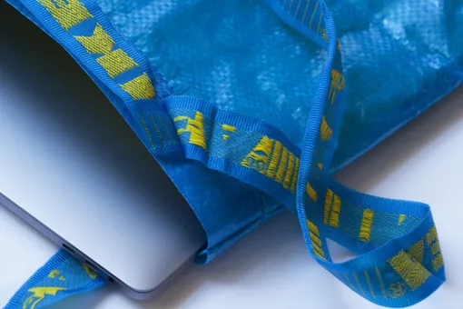 Ikea выпустила лимитированную коллекцию чехлов для ноутбуков Frakta