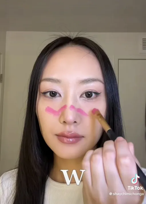 «Алфавитный» макияж — новая техника нанесения румян
