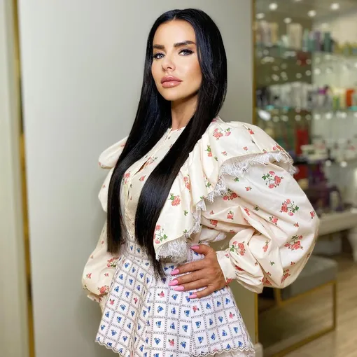 Юлия Волкова Юлия Волкова