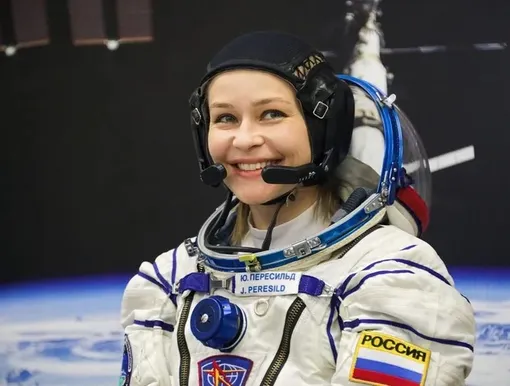 Юлия Пересильд в костюме Юлия Пересильд в костюме