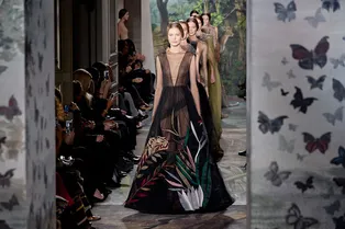 Показ Valentino Couture на Неделе высокой моды в Париже