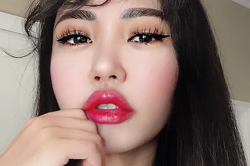 Новый тренд: корейский блогер рассказала, как добиться зеркальной кожи
