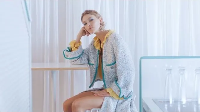Нажми и смотри