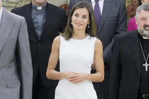 Ничего лишнего: королева Летиция в идеальном белом платье