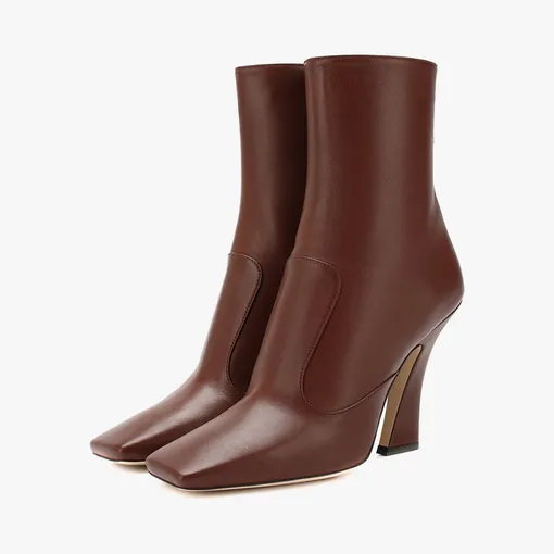 Fendi, 61 100 рублей Fendi, 61 100 рублей