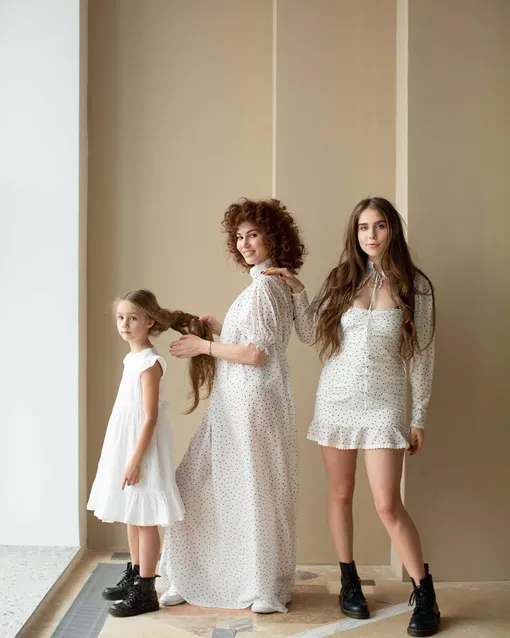 Евгения Линович с дочками