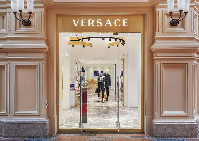 Новый бутик Versace в ГУМе