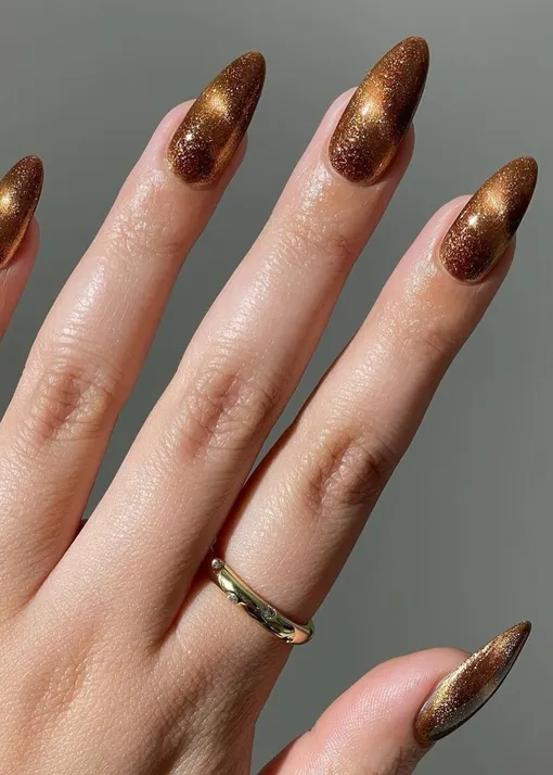 Маникюр кошачий глаз Маникюр кошачий глаз