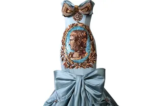 Выставка. «Валентин Юдашкин. Мода в пространстве искусства»