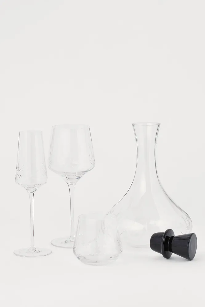 Бокал для шампанского, бокал для вина, стакан и графин с крышкой. Все - H M HOME