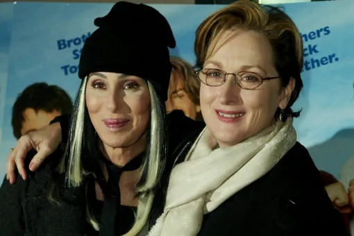 Шер и Мерил Стрип спасли девушку от насильника. И это не кино