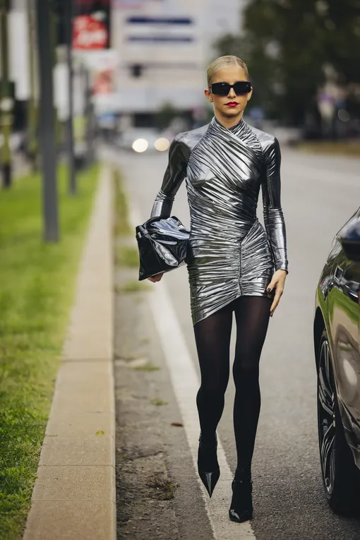 Серебряные вещи считаются самыми модными в 2024 году