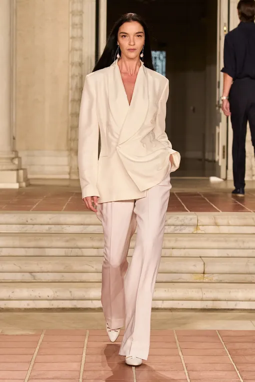 Ralph Lauren, коллекция весна-лето 2023 Ralph Lauren, коллекция весна-лето 2023
