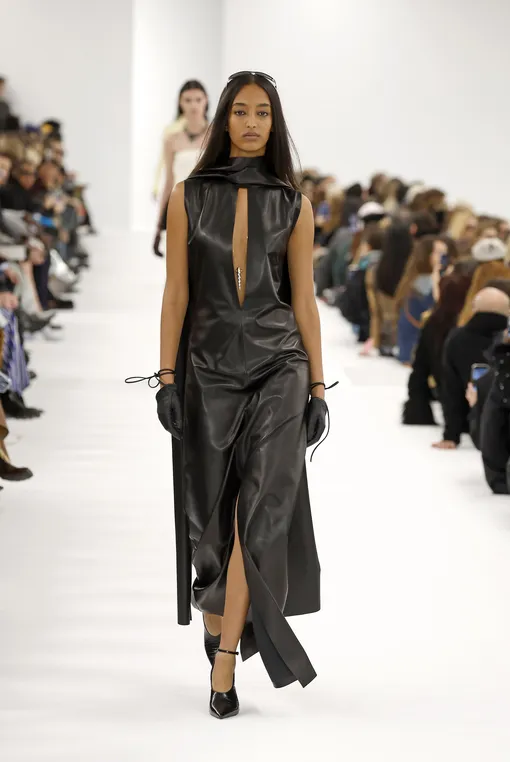 Показ Givenchy Показ Givenchy