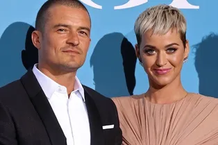 Орландо Блум и Кэти Перри устроили романтические каникулы на Гавайах Орландо Блум и Кэти Перри устроили романтические каникулы на Гавайах