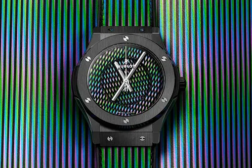 Hublot представили часы с циферблатом, меняющим цвет