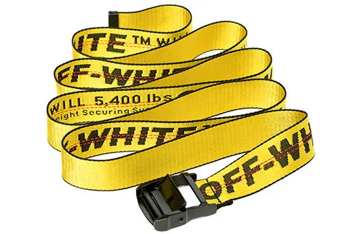 Хит сезона: Off-White показали, как носить индустриальный ремень Хит сезона: Off-White показали, как носить индустриальный ремень