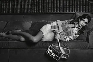 Экстремально похудевшая 16-летняя Кайя Гербер снялась в рекламе Chanel