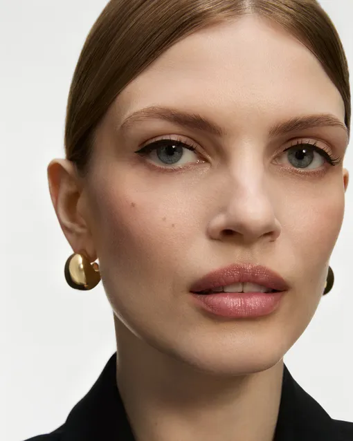 Макияж бровей