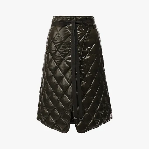 Moncler, 30 600 рублей Moncler, 30 600 рублей