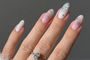 24 идеи новогоднего маникюра в белом цвете 24 идеи новогоднего маникюра в белом цвете