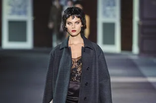 Откровенное кружевное боди