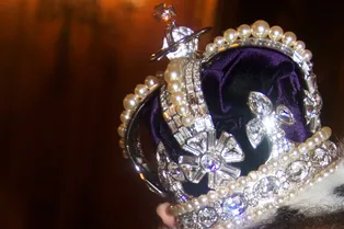 Увенчалась успехом: Блю Иви и ее корона Увенчалась успехом: Блю Иви и ее корона