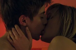 ФИЛЬМ. «СЕКСУАЛЬНЫЕ ХРОНИКИ ФРАНЦУЗСКОЙ СЕМЬИ» ФИЛЬМ. «СЕКСУАЛЬНЫЕ ХРОНИКИ ФРАНЦУЗСКОЙ СЕМЬИ»