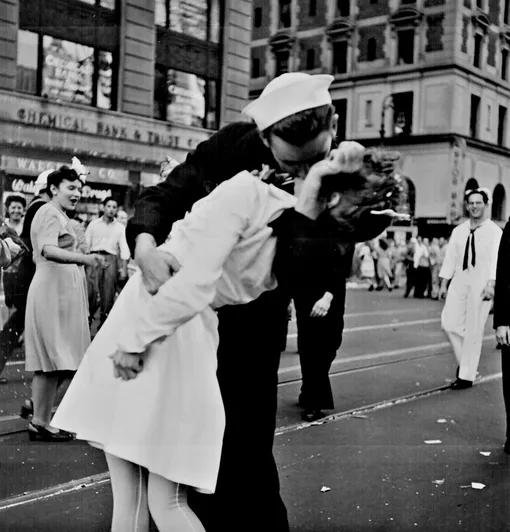 Празднование Дня Победы в Нью-Йорке, 1945 г