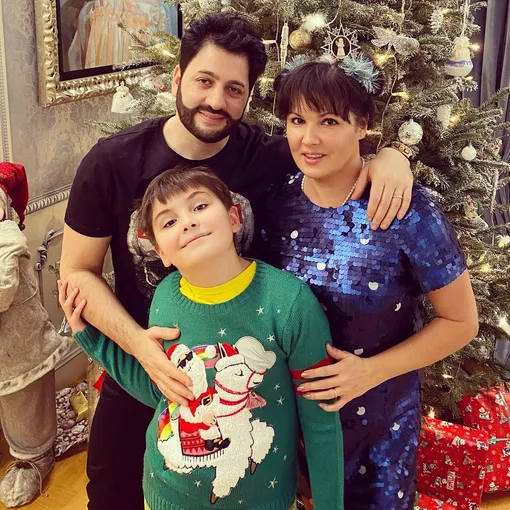 Анна Нетребко и Юсиф Эйвазов с сыном