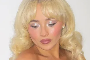 Что такое бьюти-образ Baby Doll Fall, и как его повторить Что такое бьюти-образ Baby Doll Fall, и как его повторить