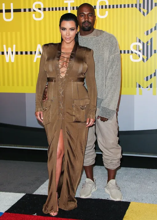 Канье Уэст и Ким Кардашьян на MTV Video Music Awards в 2015 году