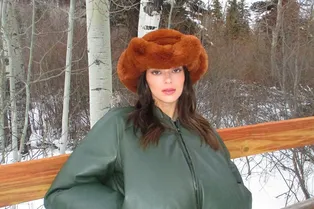 Кендалл Дженнер показывает самую модную шапку зимы-2023