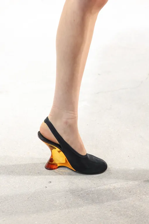 Dries Van Noten, весна-лето 2025