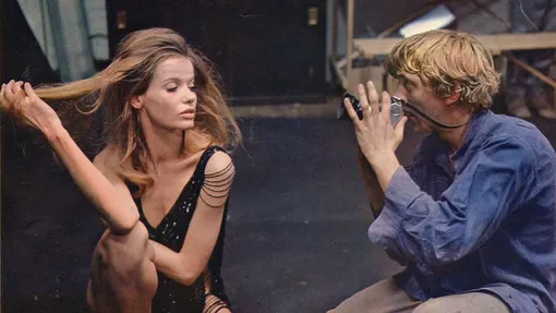 «Фотоувеличение» (1966), реж. Микеланджело Антониони