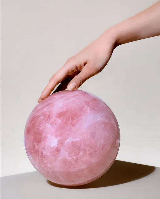 Розовый кварц: описание камня