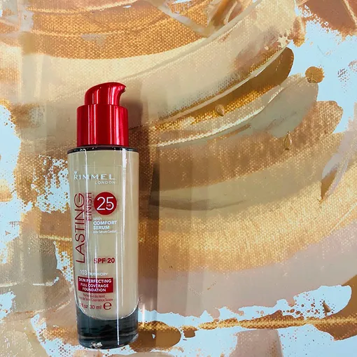 Тональный крем Rimmel Lasting Finish 25H<