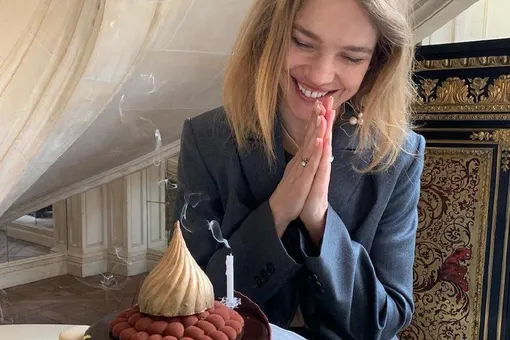 Наталья Водянова показала праздничный торт