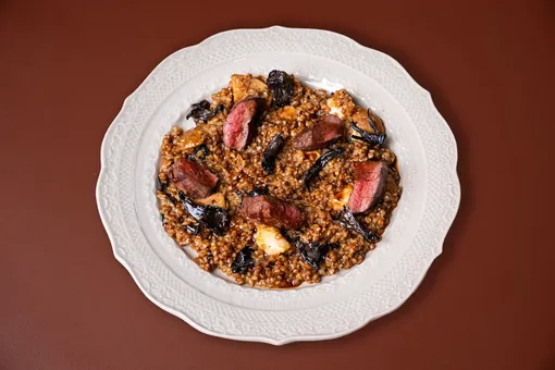 Исторические бранчи в клубе-ресторане «Москва» Дома Русского бильярда