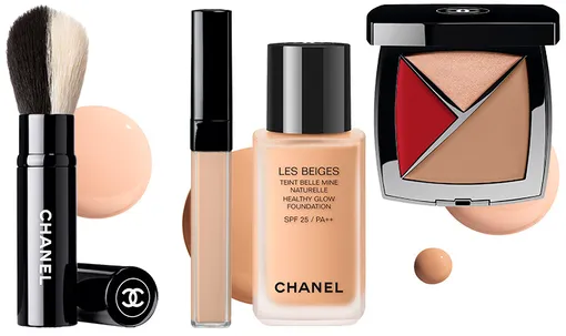 Кисть для лица Les Pinceaux de Chanel; Корректор Correcteur Perfection; Тональный крем Les Beiges; Палетка для скульптурирования лица Palette Essentielle