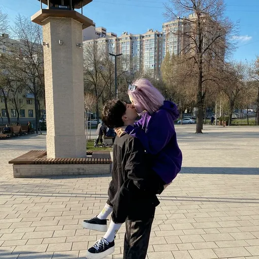 Дарья Суднишникова с отцом второго ребенка Дарья Суднишникова с отцом второго ребенка