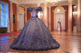 Выставка. «Посвящение Марии Каллас и Грейс Келли. Скульптуры-костюмы Никоса Флороса»