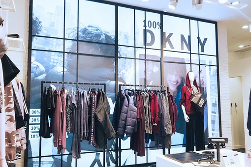 DKNY открыл первый магазин линии Sport в России