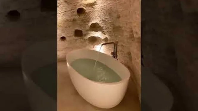 Нажми и смотри