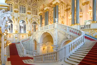 Экскурсии от звезд и ар-деко: что смотреть в Эрмитаже этим летом Экскурсии от звезд и ар-деко: что смотреть в Эрмитаже этим летом