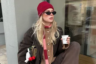 Какая шапка подойдет к любой верхней одежде зимой 2025/2026