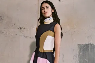 Roksanda Pre–Fall 2019: современное искусство Roksanda Pre–Fall 2019: современное искусство